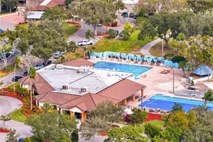 2656 Clubhouse Dr S, Clearwater, FL 33761 - Photo 37