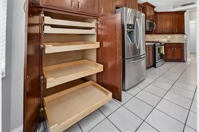 1726 Loriana Street, Brandon, FL 33511 - Photo 23