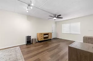 3206 W Azeele St, Tampa, FL 33609 - Photo 9