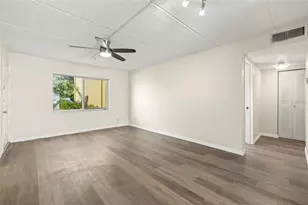 3206 W Azeele St, Tampa, FL 33609 - Photo 13