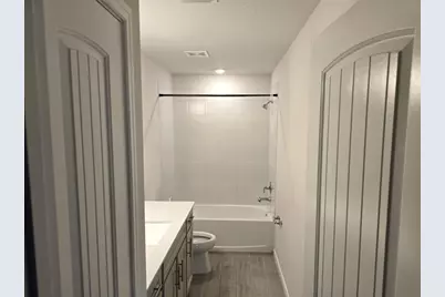 36851 Highland Meadows Court, Zephyrhills, FL 33542 - Photo 23