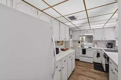 1200 N Shore Drive NE #201 furnished, Saint Petersburg, FL 33701 - Photo 37