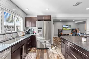 2460 43rd Street N, Saint Petersburg, FL 33713 - Photo 21