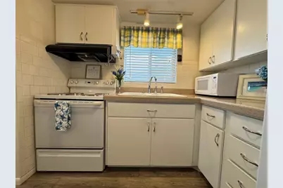 1826 Sunny Drive #D26, Bradenton, FL 34207 - Photo 5
