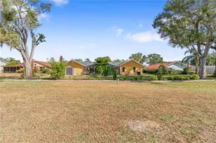 1905 Country Club Ct, Plant City, FL 33566 - Photo 69