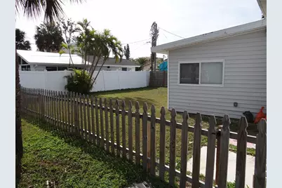 13360 Boca Ciega Avenue, Madeira Beach, FL 33708 - Photo 37