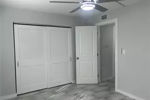 129 104th Ave, Treasure Island, FL 33706 - Photo 5
