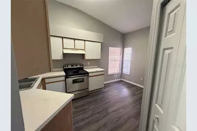11701 Brenford Crest Drive, Riverview, FL 33579 - Photo 13
