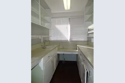 3863 Central Avenue, Saint Petersburg, FL 33710 - Photo 15