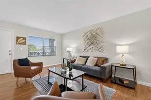 5080 Locust St NE, Saint Petersburg, FL 33703 - Photo 5