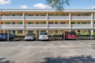 5080 Locust St NE, Saint Petersburg, FL 33703 - Photo 1