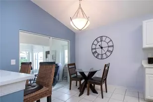 902 Staffordshire Ln, Sun City Center, FL 33573 - Photo 21