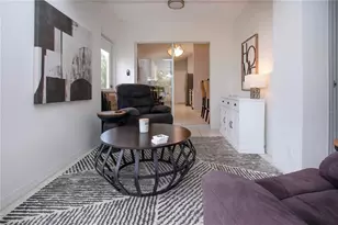 902 Staffordshire Ln, Sun City Center, FL 33573 - Photo 25