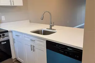 39132 County Road 54, Zephyrhills, FL 33542 - Photo 13