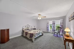 131 Bluff View Dr, Belleair Bluffs, FL 33770 - Photo 13