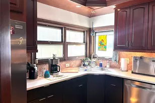 173 Devon Dr, Clearwater Beach, FL 33767 - Photo 9