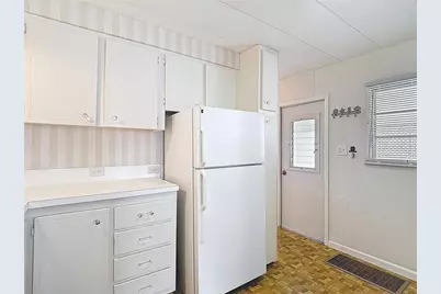 4061 58th Avenue N #224, Saint Petersburg, FL 33714 - Photo 13