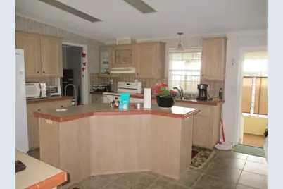 38422 Stafford Drive, Zephyrhills, FL 33540 - Photo 15