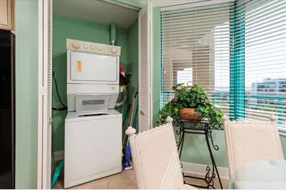 1560 Gulf Boulevard #604, Clearwater Beach, FL 33767 - Photo 9