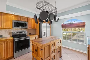 637 Pinellas Bayway S, Saint Petersburg, FL 33715 - Photo 15