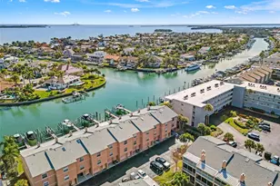 637 Pinellas Bayway S, Saint Petersburg, FL 33715 - Photo 3