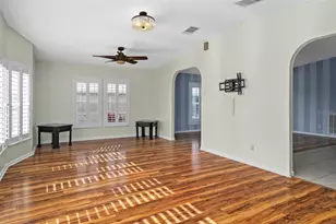 37635 Gill Ave, Zephyrhills, FL 33541 - Photo 7