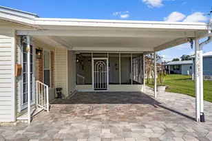 37635 Gill Ave, Zephyrhills, FL 33541 - Photo 5