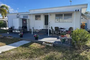 12674 Seminole Blvd, Largo, FL 33778 - Photo 1