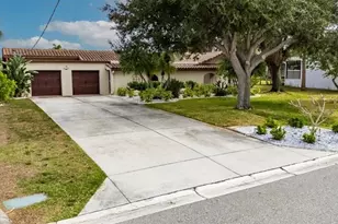 6349 Spanish Main Dr, Apollo Beach, FL 33572 - Photo 71