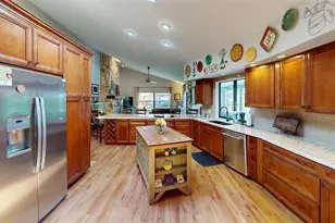 2215 Toniwood Ln, Palm Harbor, FL 34685 - Photo 17