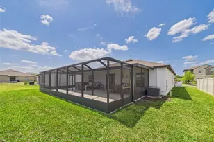 7011 King Crk Dr, Sun City Center, FL 33573 - Photo 27