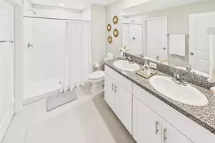 7011 King Crk Dr, Sun City Center, FL 33573 - Photo 17