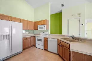 564 52nd Ave N, Saint Petersburg, FL 33703 - Photo 15
