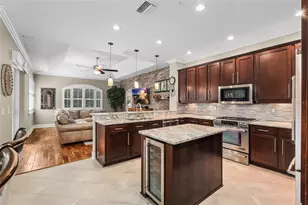 5950 Jaegerglen Dr, Lithia, FL 33547 - Photo 15