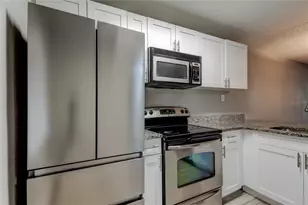 5023 Terrace Palms Cir, Tampa, FL 33617 - Photo 19