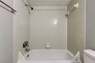 5023 Terrace Palms Cir, Tampa, FL 33617 - Photo 33