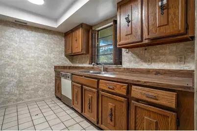 14841 Oak Vine Drive, Lutz, FL 33559 - Photo 9