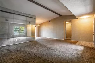 14841 Oak Vine Dr, Lutz, FL 33559 - Photo 5