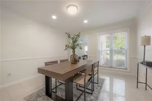 2908 Whittington Pl, Tampa, FL 33618 - Photo 11