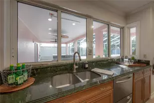 2908 Whittington Pl, Tampa, FL 33618 - Photo 33