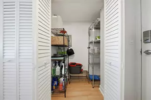 11000 Gulf Blvd, Treasure Island, FL 33706 - Photo 17