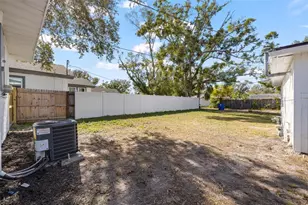 3130 19th St N, Saint Petersburg, FL 33713 - Photo 17