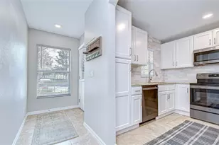 228 Hardcastle Pl, Valrico, FL 33594 - Photo 3