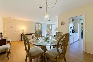 1036 N Shore Dr NE, Saint Petersburg, FL 33701 - Photo 9