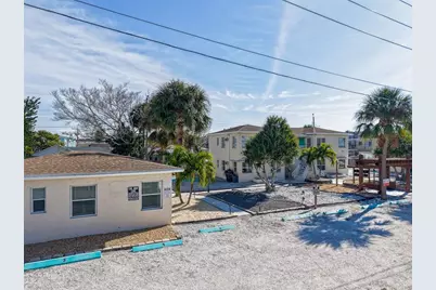 115 145th Avenue E #4, Madeira Beach, FL 33708 - Photo 27