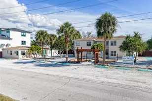 115 145th Ave E, Madeira Beach, FL 33708 - Photo 31