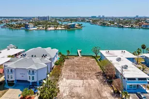 141 104th Ave, Treasure Island, FL 33706 - Photo 1