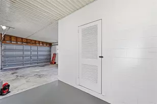 15367 Bedford Cir E, Clearwater, FL 33764 - Photo 21