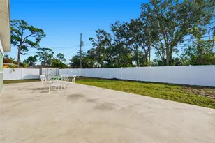 15367 Bedford Cir E, Clearwater, FL 33764 - Photo 27