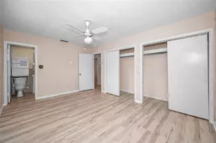 2122 W Erna Dr, Tampa, FL 33603 - Photo 27
